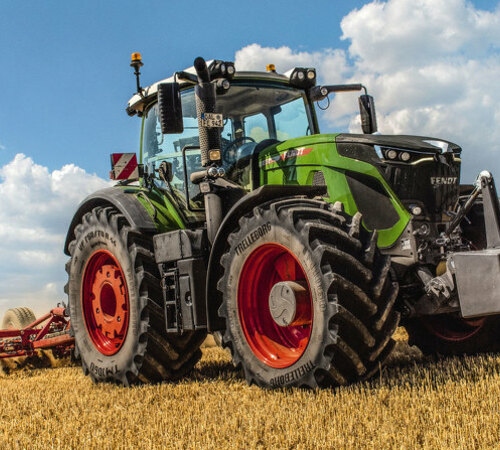 Колісний трактор Fendt 900 Vario