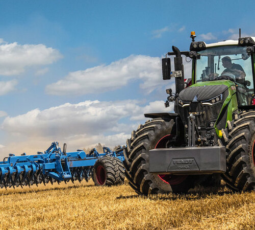 Колісний трактор Fendt 900 Vario